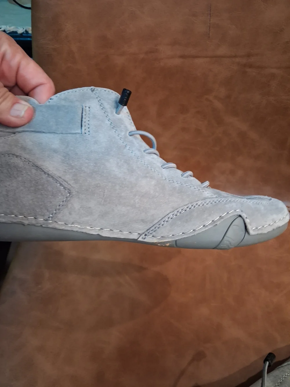DBEP Men’s Suede Chukka Boots in Light Gray